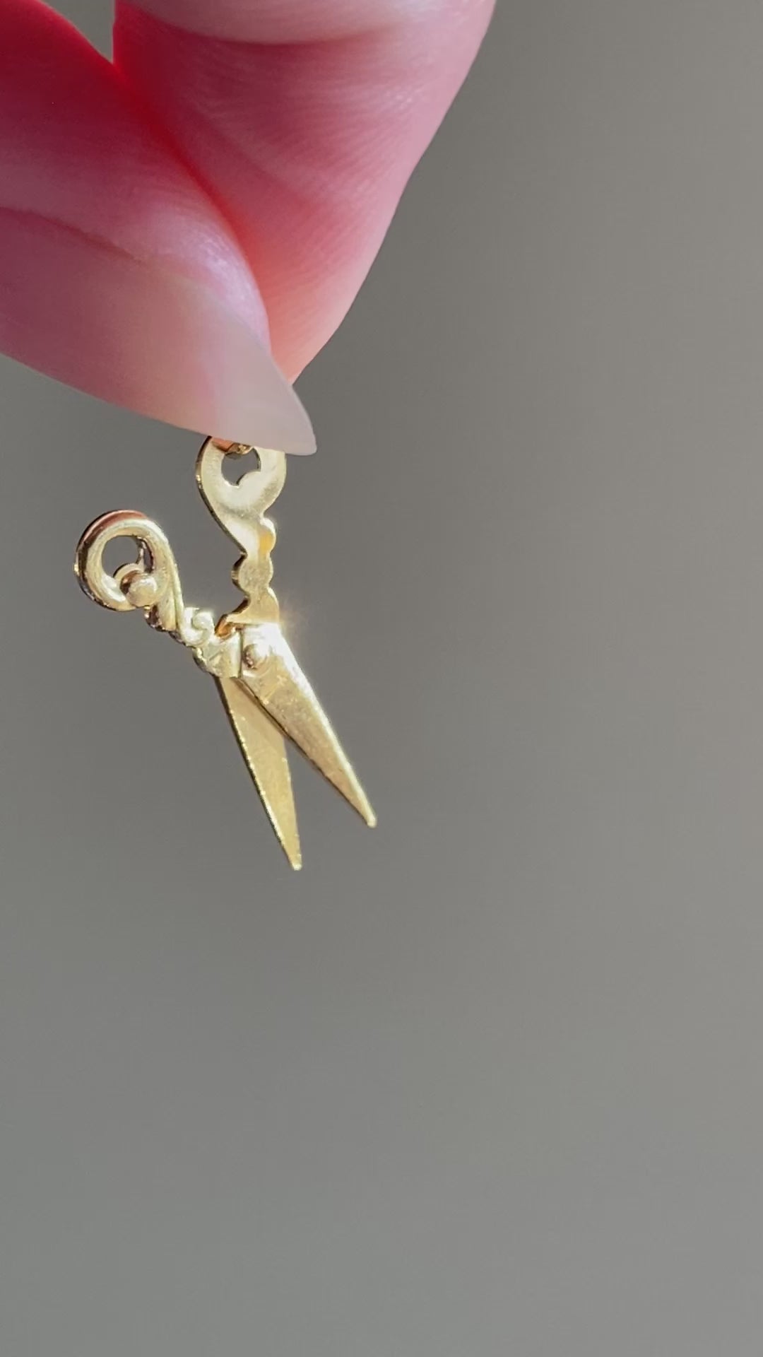 18k Scissors Charm