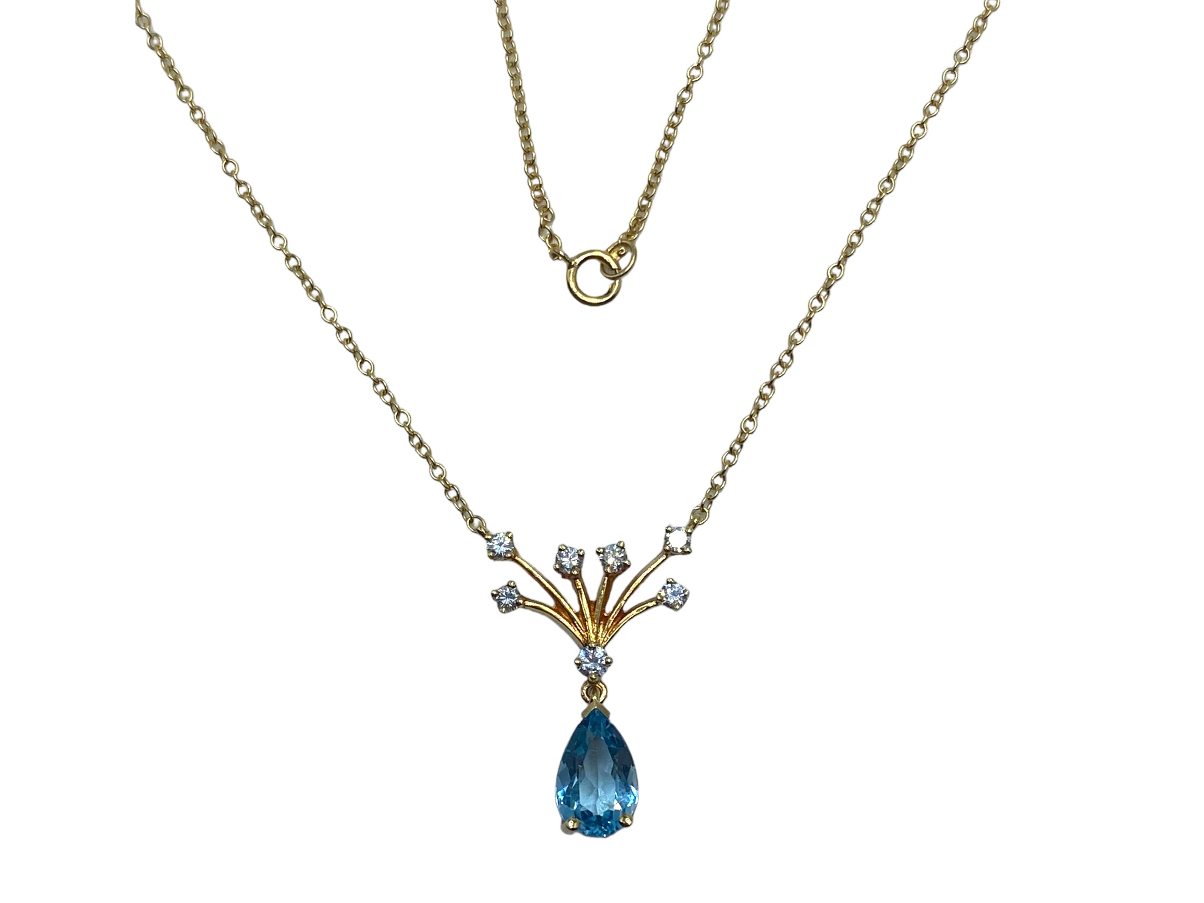 18k Aquamarine Diamond Pendant Necklace