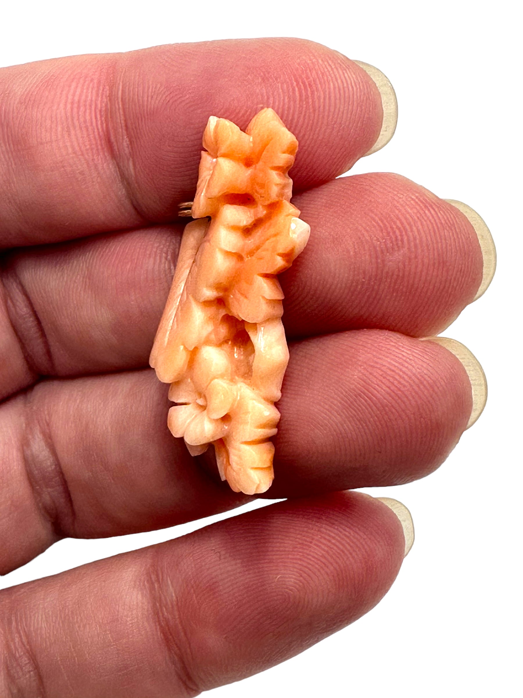 14k Carved Coral Floral Pendant