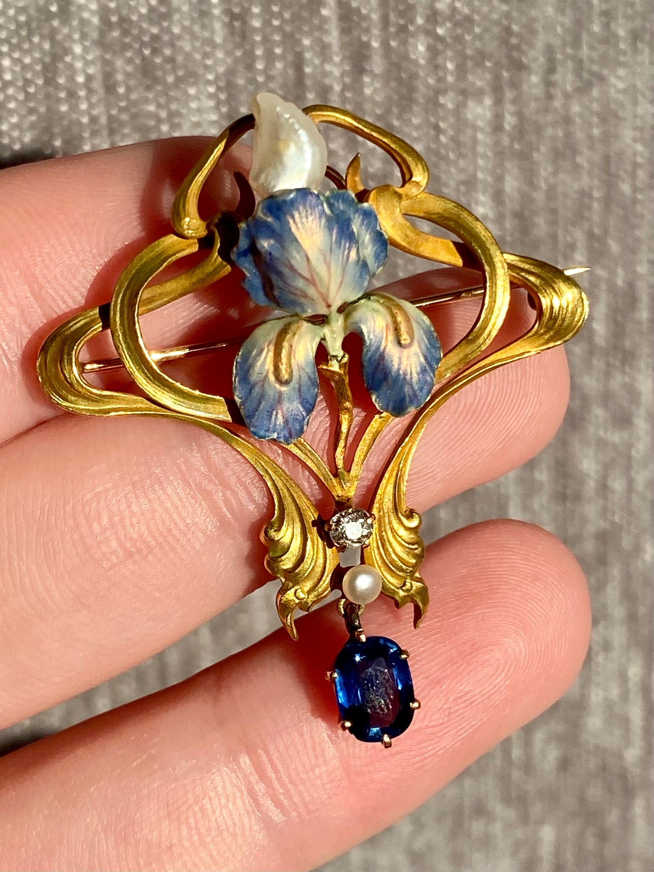 18k Art Nouveau Enamel Sapphire Diamond Brooch/ Pendant