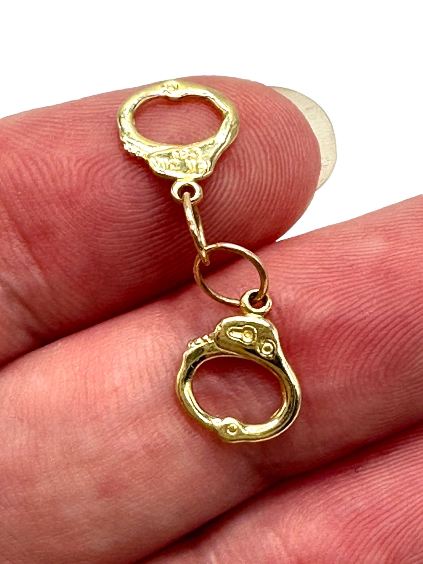 14k Handcuff Charm