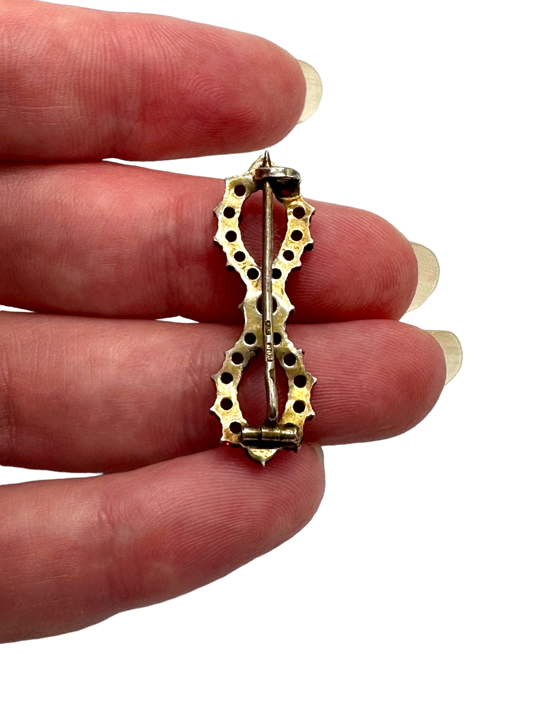 10k Garnet Bow Pin