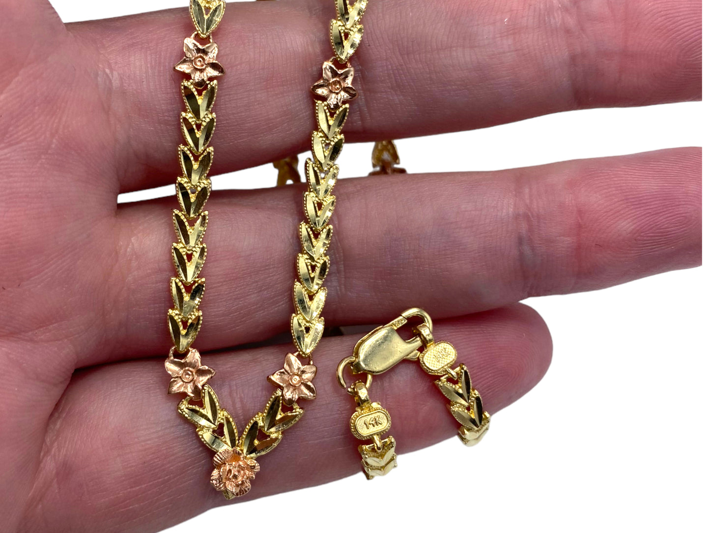 14k Two-Tone Flower Necklace