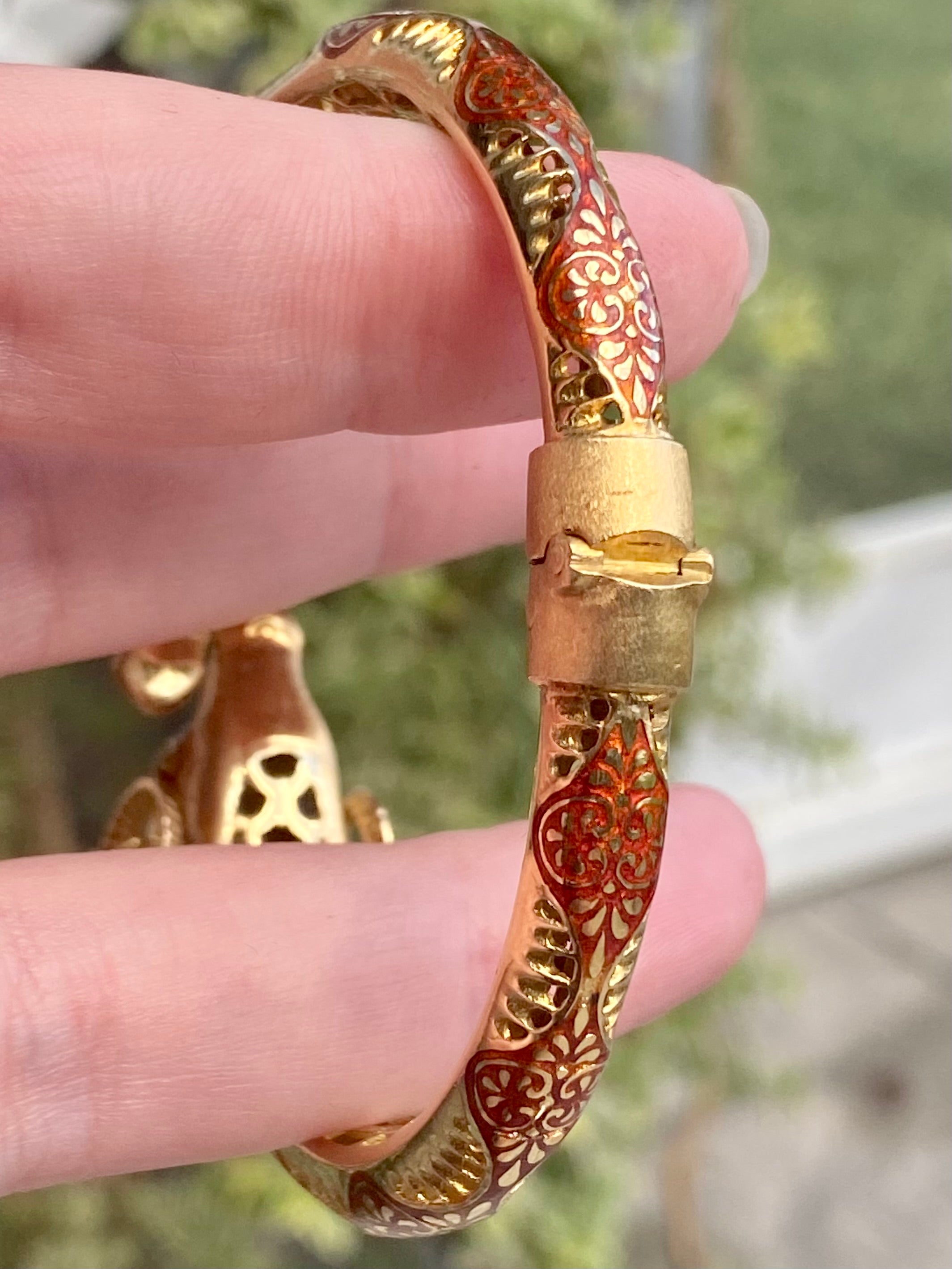 18k Rams Head Enamel Bangle Bracelet