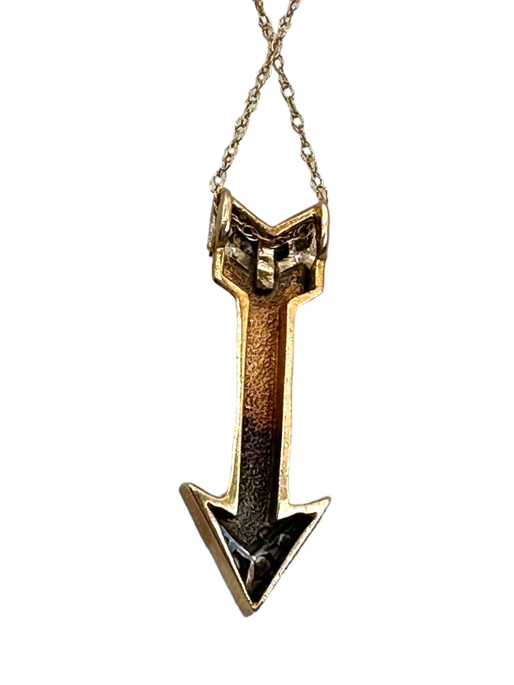 10k Diamond Arrow Pendant Necklace