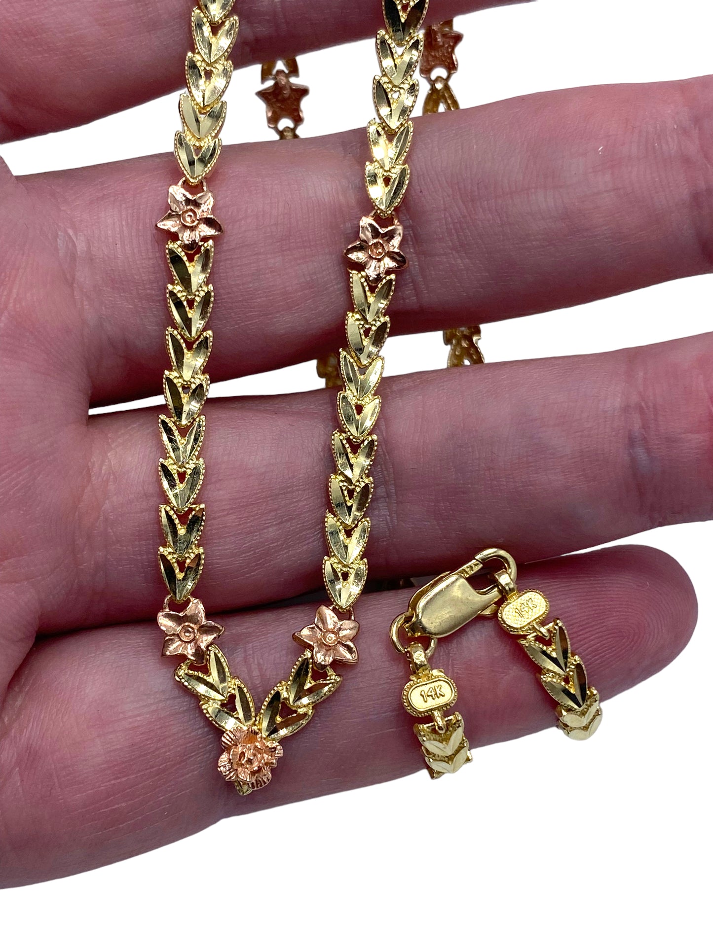 14k Two-Tone Flower Necklace