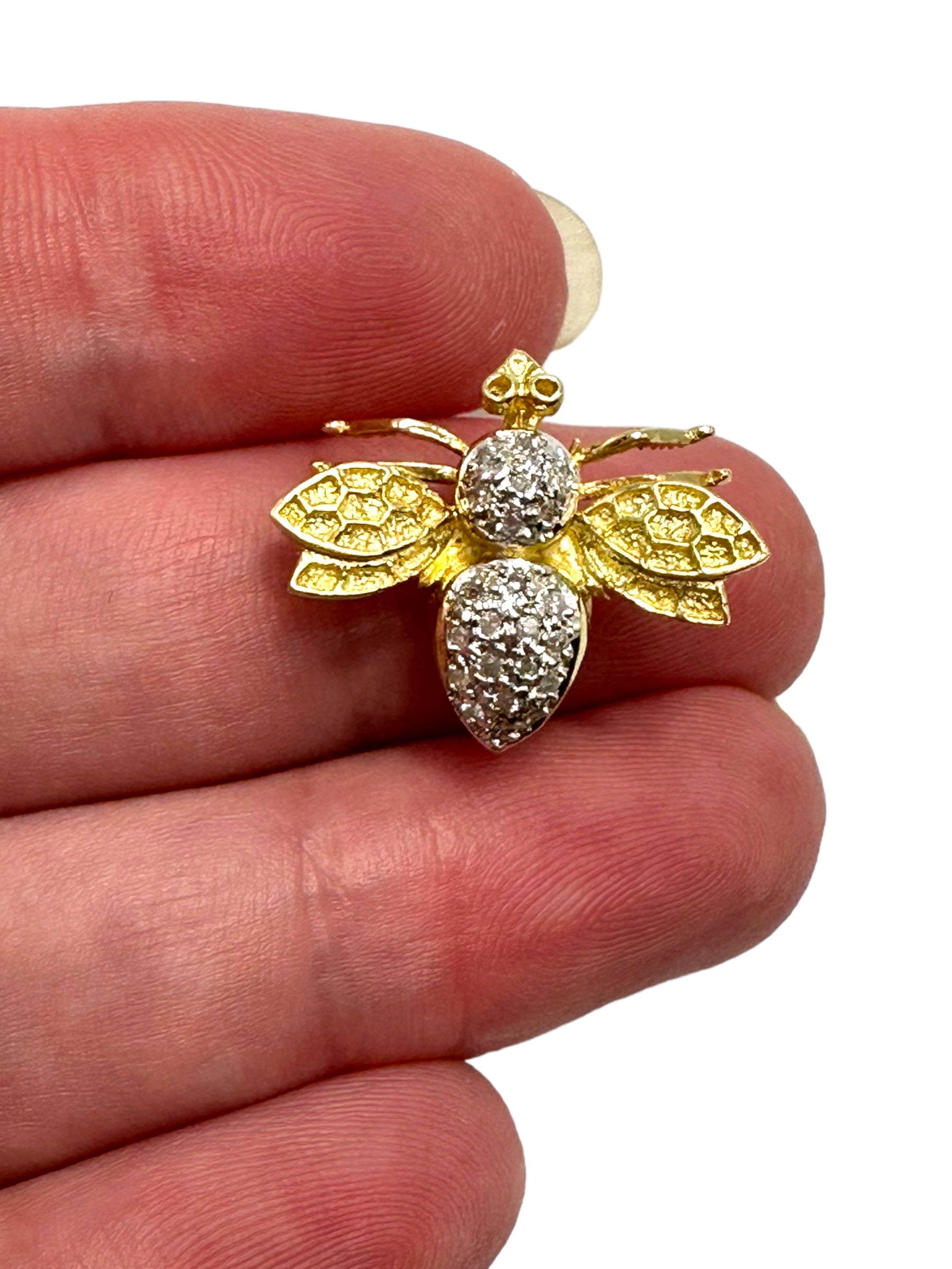 14k Diamond Small Bee Pendant/ Pin
