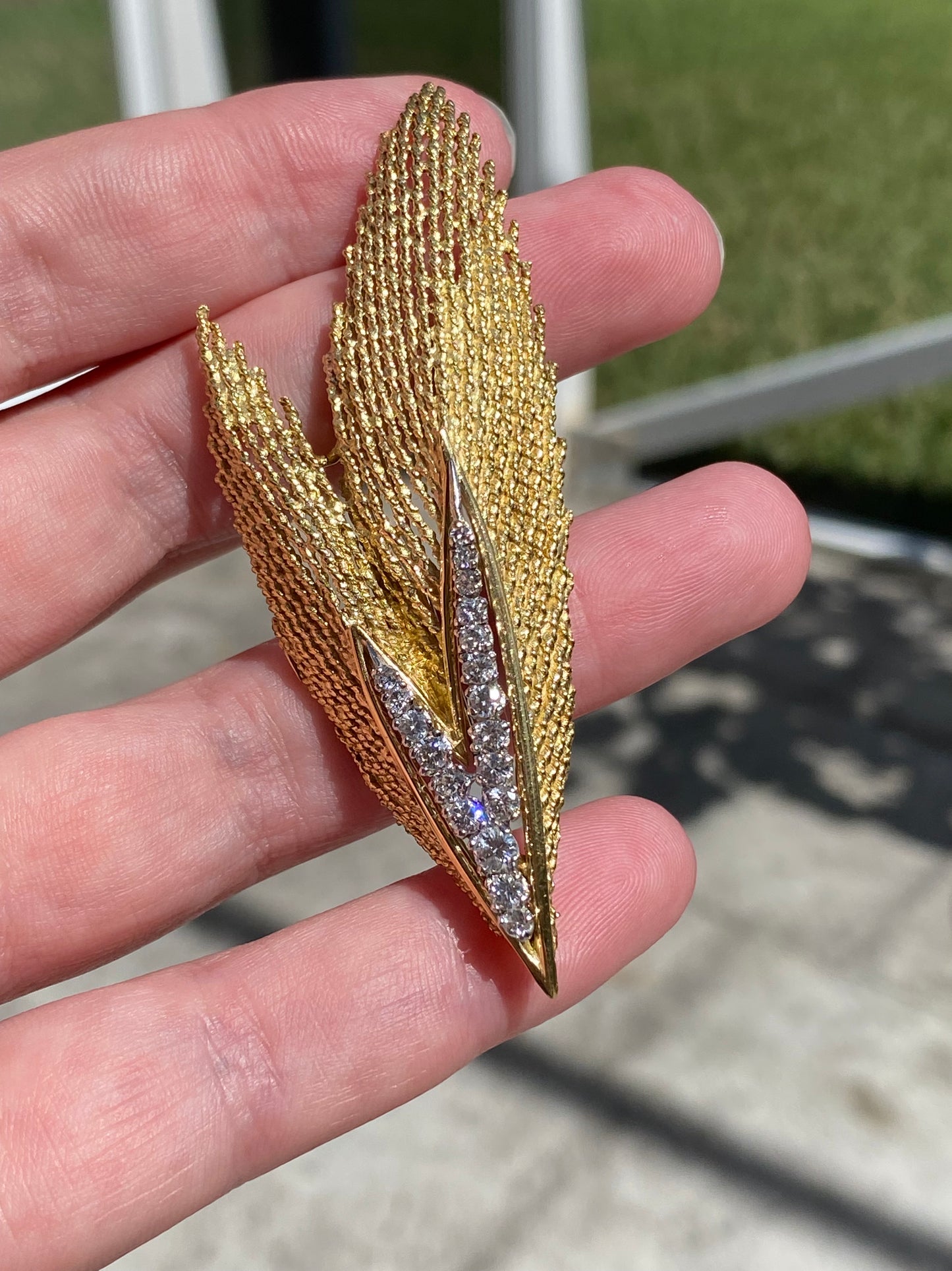 18k Platinum Diamond Hammerman Bros Brooch