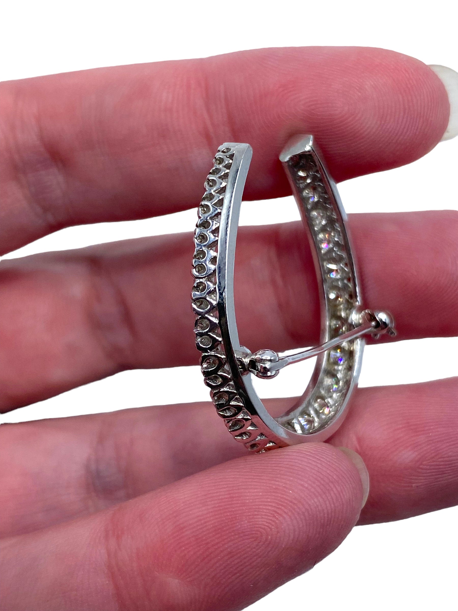 18k Diamond Horseshoe Brooch