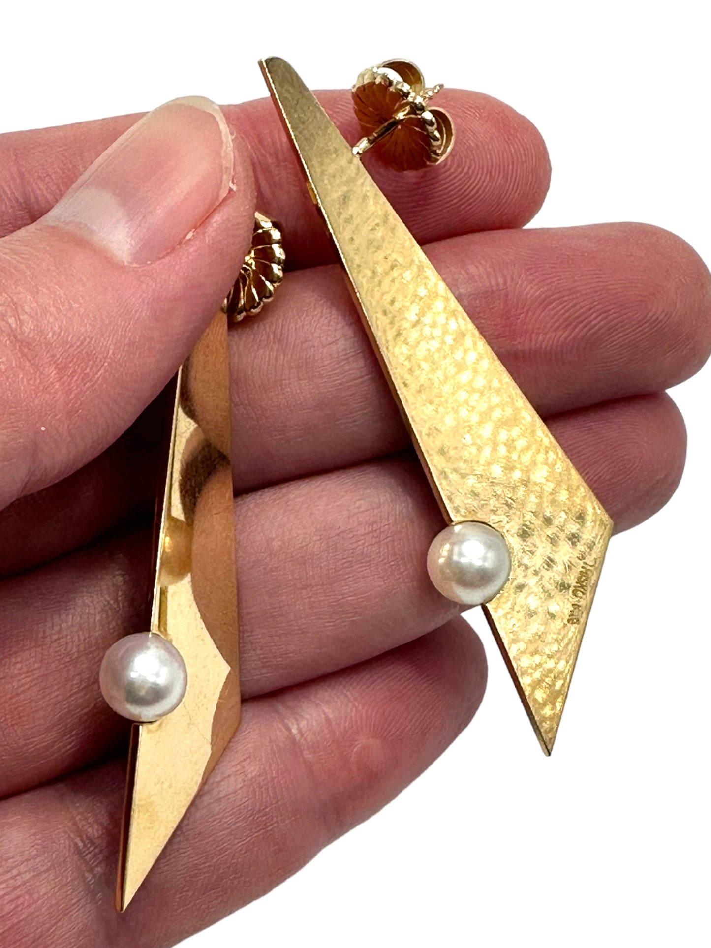 14k Robert Trisko Pearl Earrings