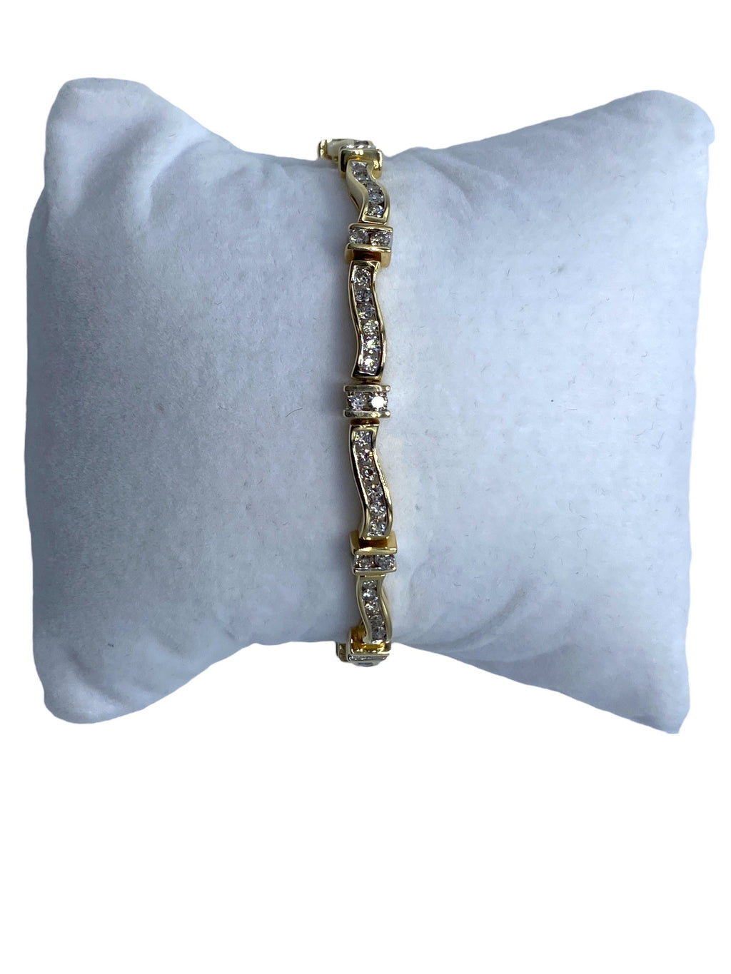 14k Diamond Wavy Bracelet
