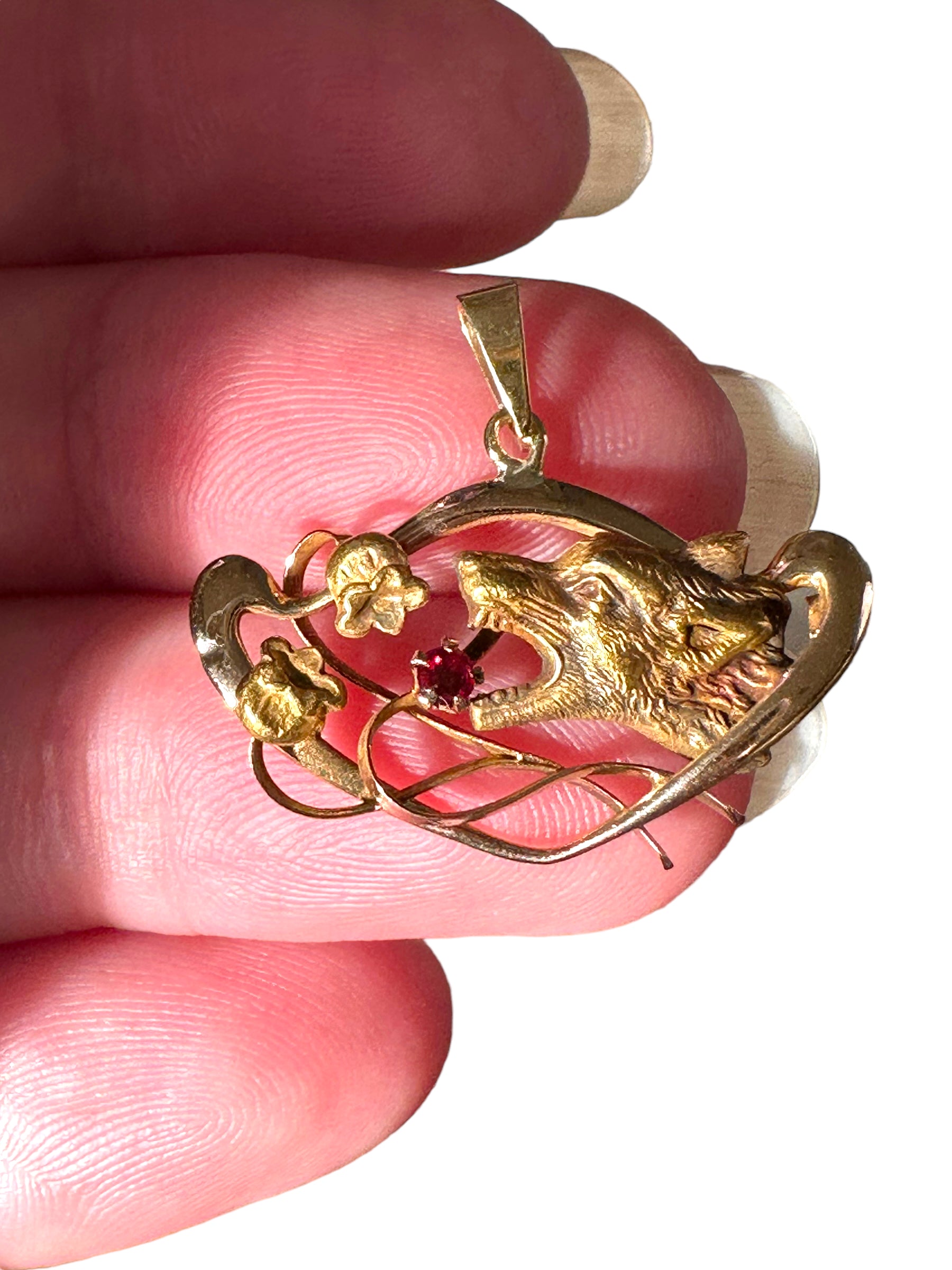 14k Art Nouveau Wolf Pendant