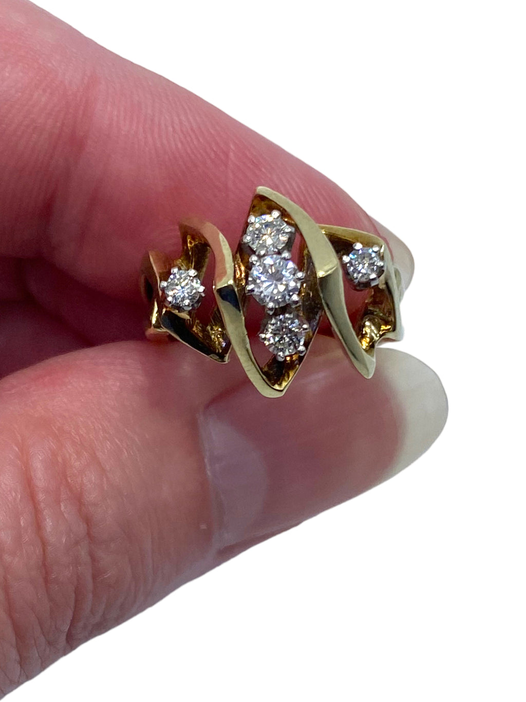 14k Craggy Diamond Ring
