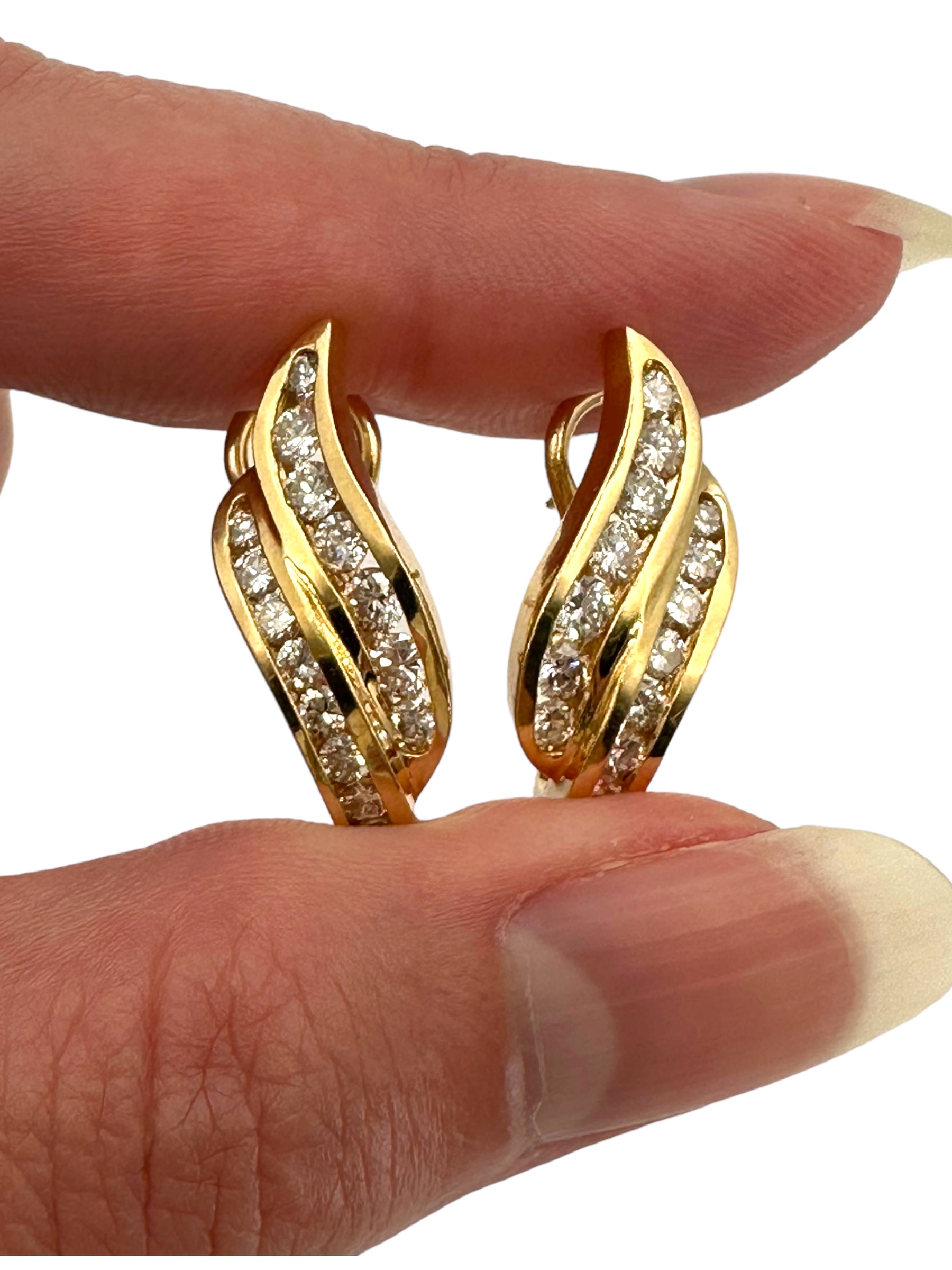 14k Diamond Wing Shaped Earrings