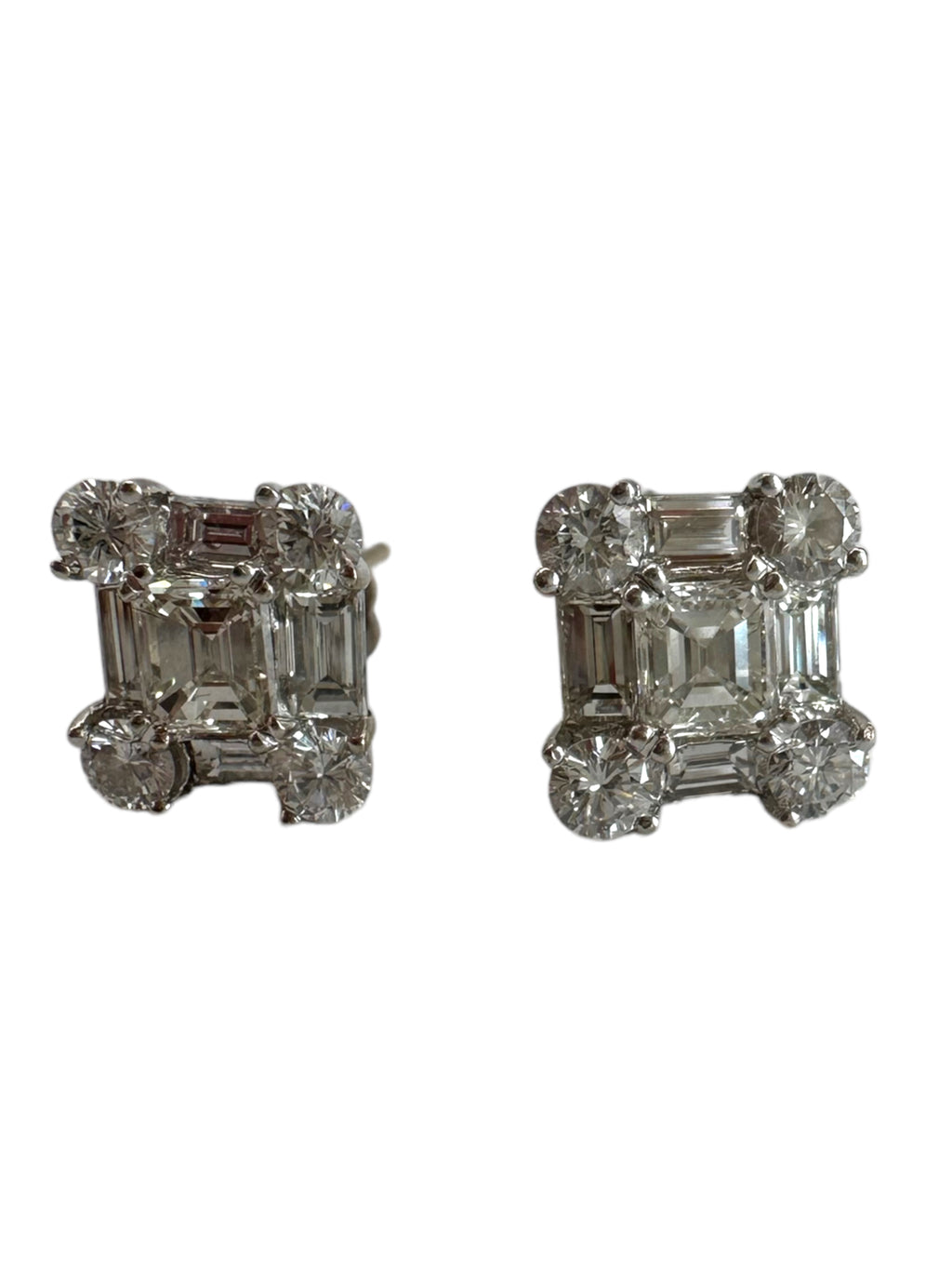 14k Rectangular Cluster Diamond Earrings