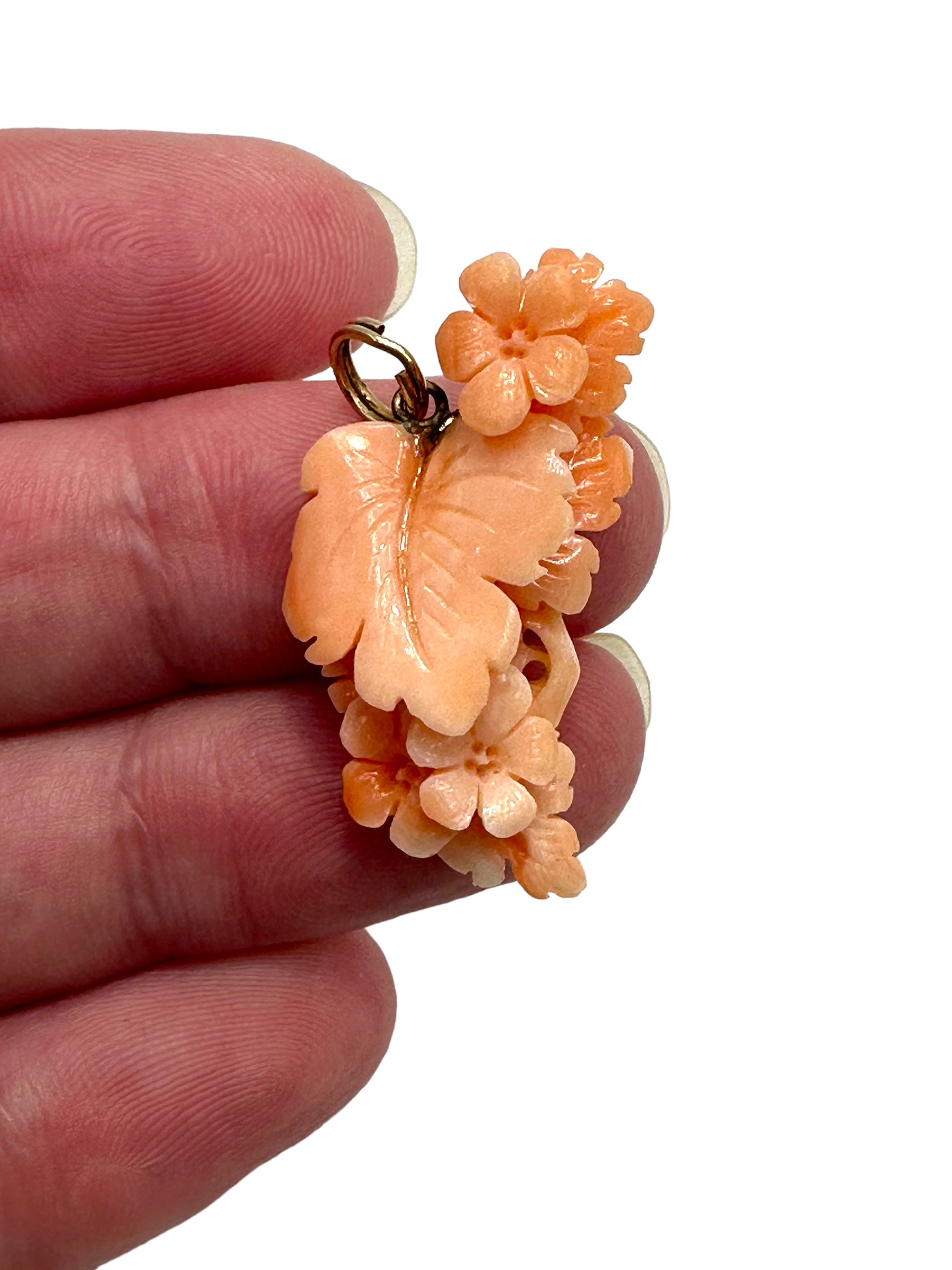 14k Carved Coral Floral Pendant