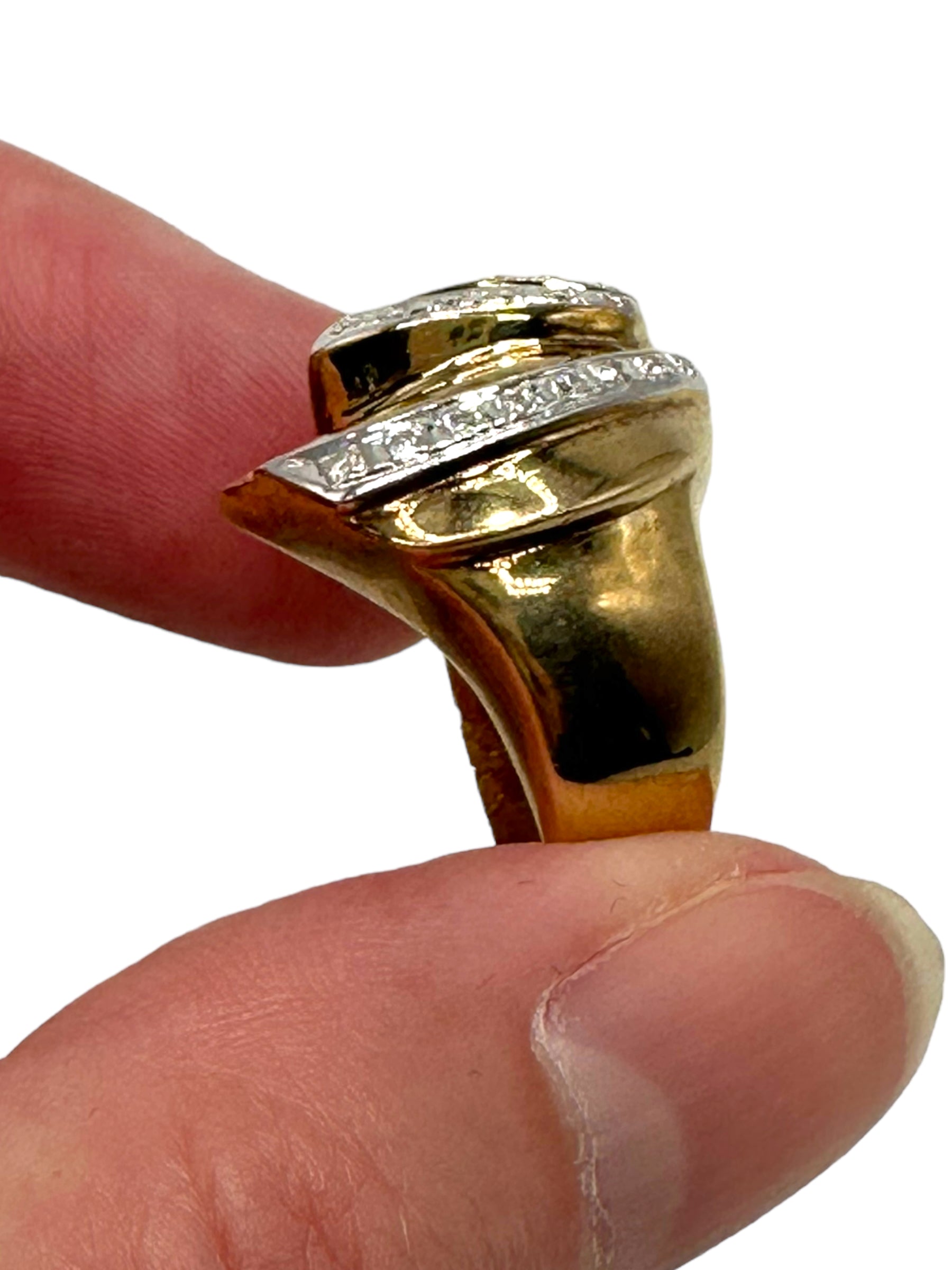 14k Diamond Wave Ring