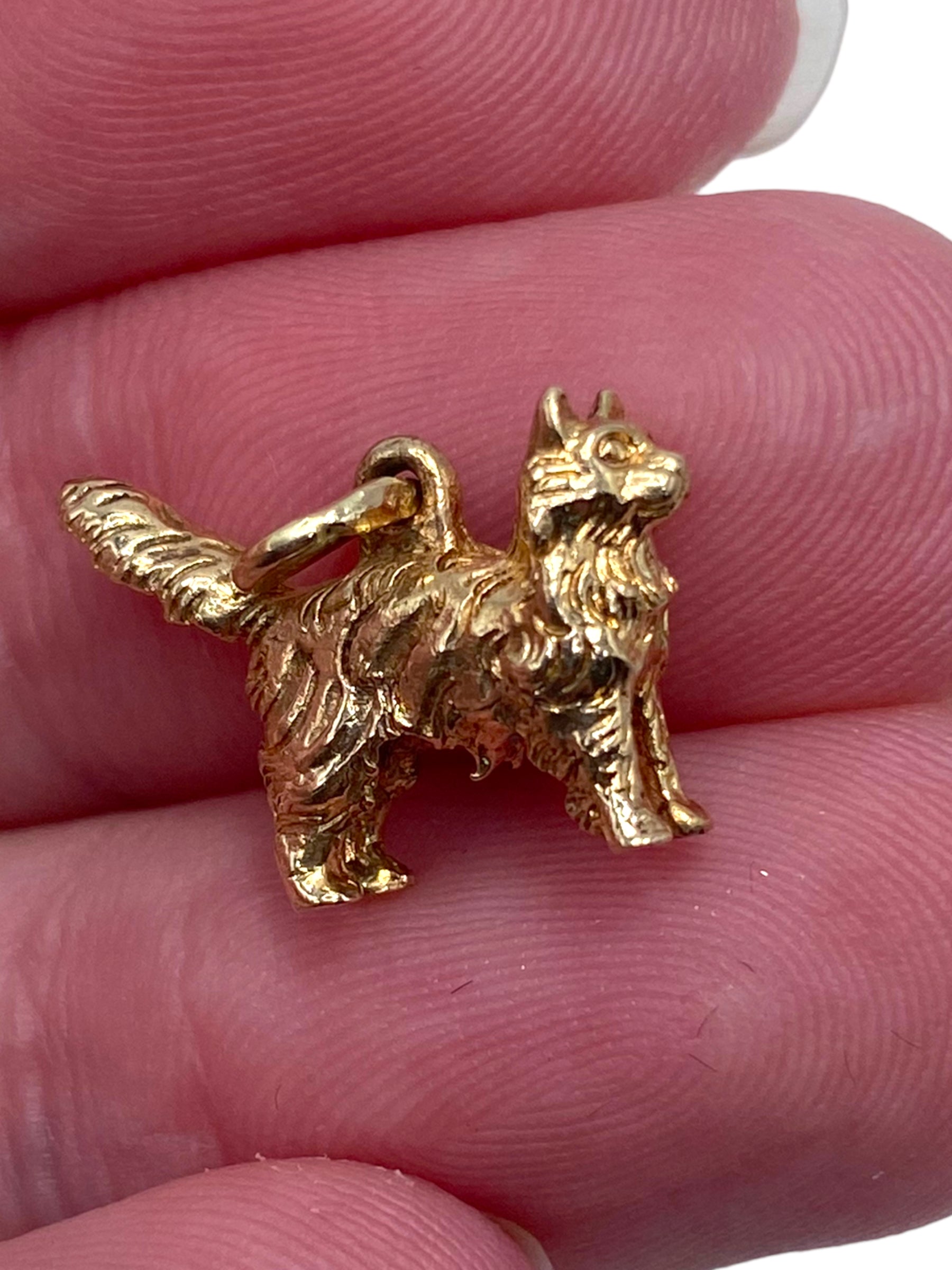 14k Yellow Gold Kitty Charm
